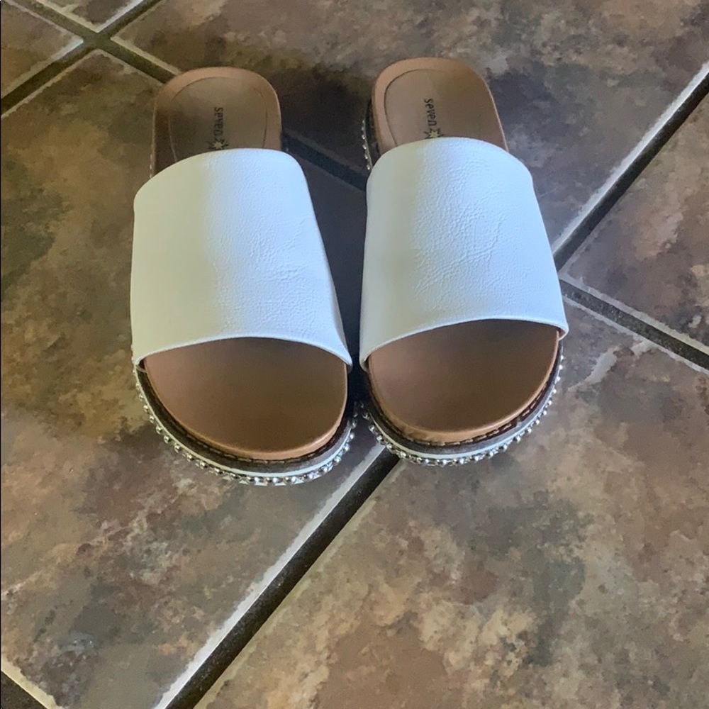 Slide on espadrilles Size 7